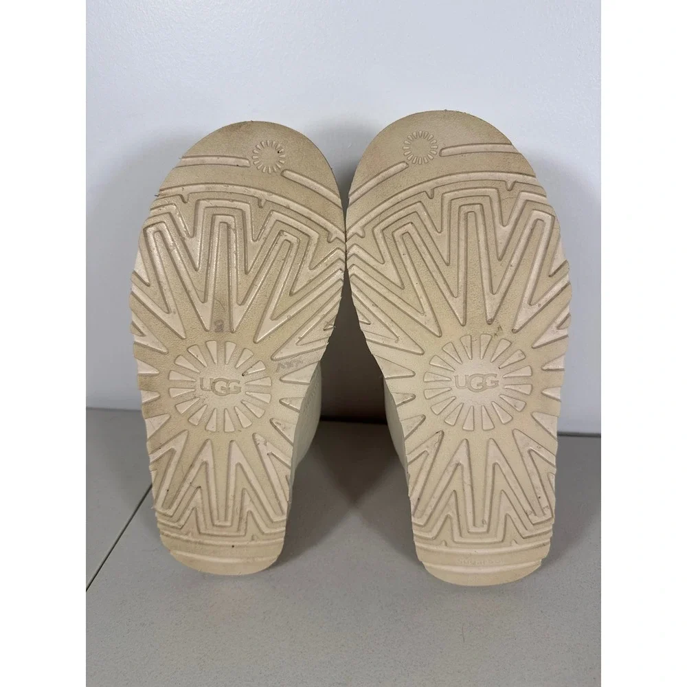 UGG Neumel High Heritage Cream Pebbled Leather Ribbon Lace Boots Men 10 Women 11